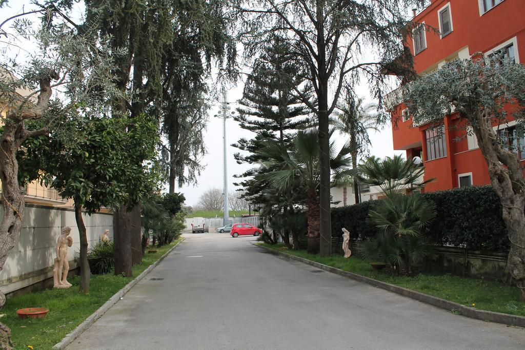 Hotel Il Giardino Degli Aranci Nola Dış mekan fotoğraf